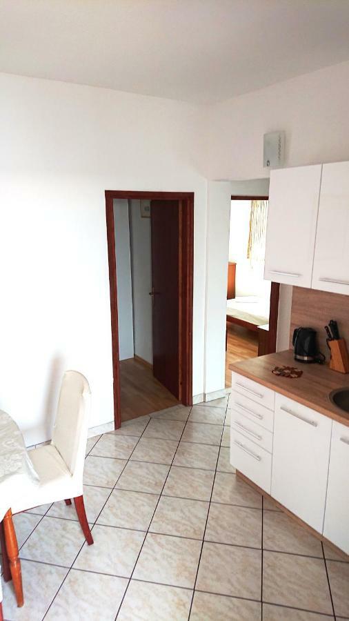 Apartman Ivanka Apartment วีร์ ภายนอก รูปภาพ